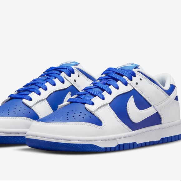 Nike Dunks - Picture 2 of 4